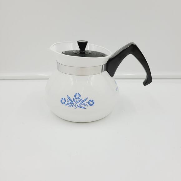 Corningware Other - Corning Ware 3C Tea/Coffee Pot w/Lid (Cornflower) PRE-OWNED